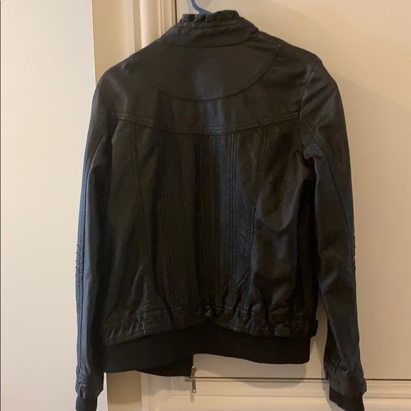 Leather Jacket - Picture 4 of 4